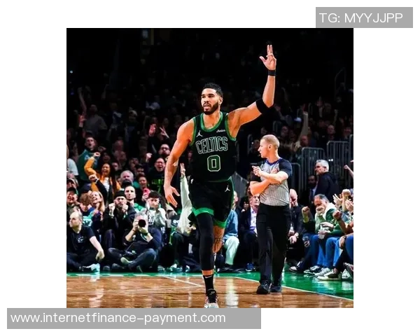 雷霆与凯尔特人对决回顾精彩瞬间与战术分析